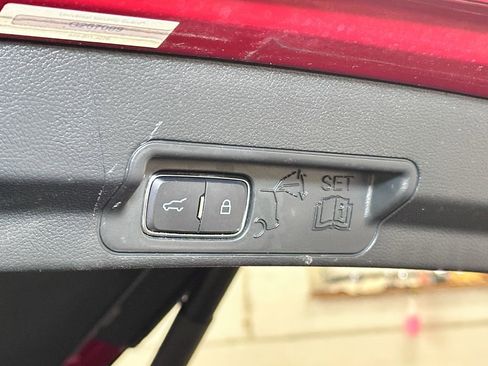 Certified 2022 Ford Explorer XLT image 22