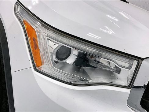 Used 2019 GMC Acadia SLE FWD image 35