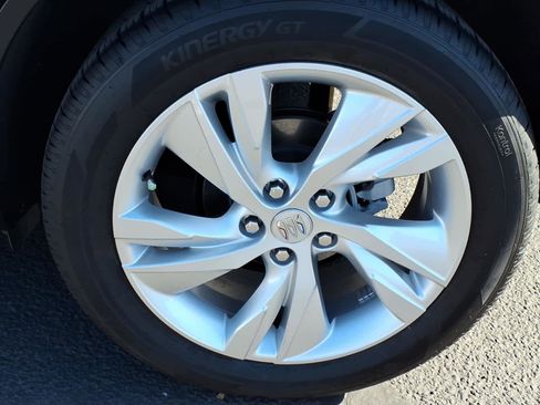 Used 2024 Buick Encore GX Preferred w/ Advanced Technology Package image 12