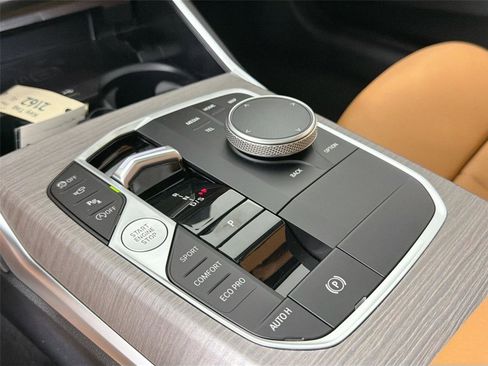New 2026 BMW 430i Coupe w/ Parking Assistance Package RWD image 17