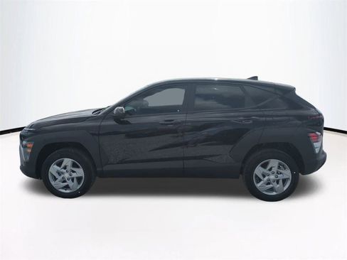 New 2026 Hyundai Kona SE image 8