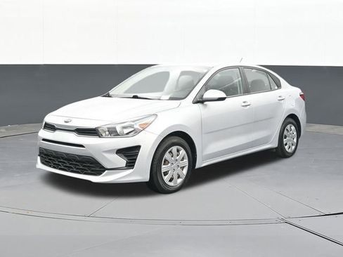 Used 2021 Kia Rio LX image 4