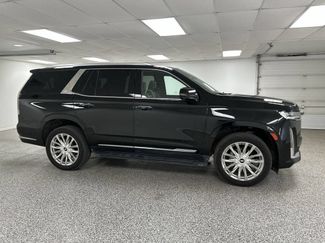 Used 2022 Cadillac Escalade Premium Luxury AWD/4WD video 1