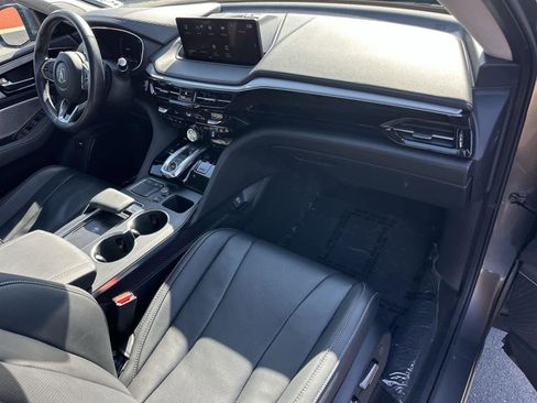 Certified 2024 Acura MDX w/Technology Package image 12