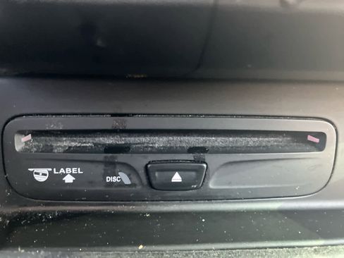 Used 2019 RAM 1500 Laramie Longhorn image 32