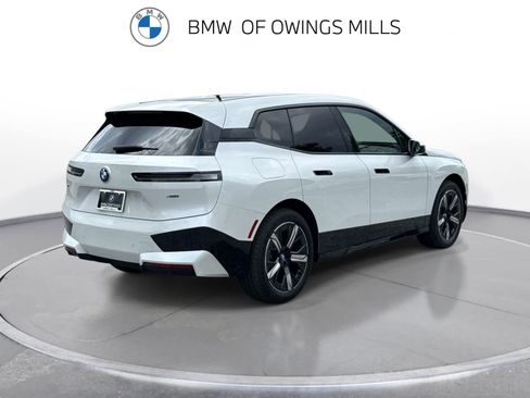Certified 2024 BMW iX xDrive50 w/ Sport Package AWD/4WD image 9