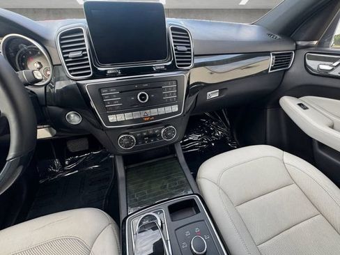 Used 2017 Mercedes-Benz GLE 350 image 3
