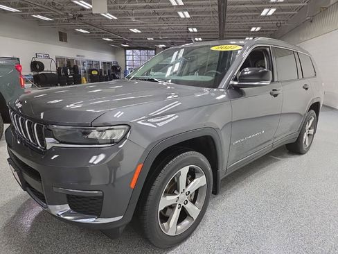 Used 2022 Jeep Grand Cherokee L Limited w/ Trailer Tow Group (B) AWD/4WD image 3