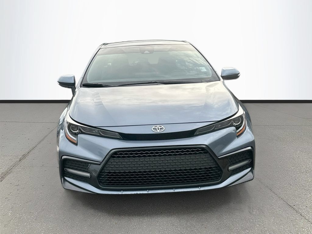 Used 2022 Toyota Corolla SE FWD image 2