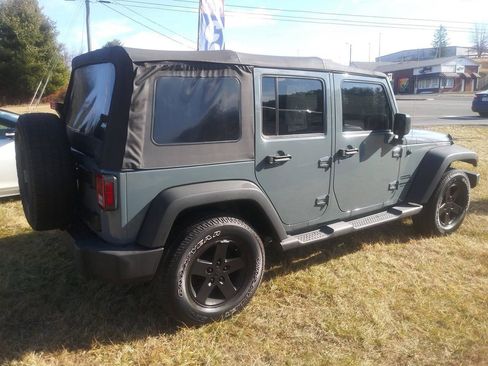 Used 2015 Jeep Wrangler Unlimited Sport w/ Quick Order Package 24S image 2