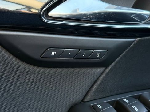 Used 2024 Buick Envision Preferred image 27