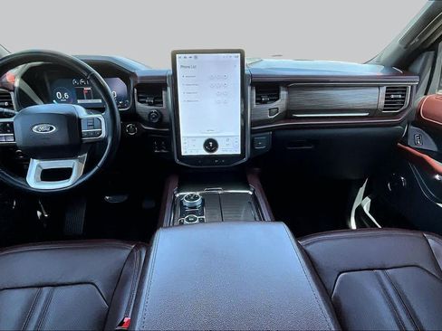 Used 2023 Ford Expedition Limited AWD/4WD image 15