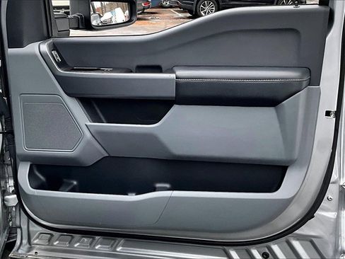 Used 2022 Ford F150 XLT w/ XTR Package image 12