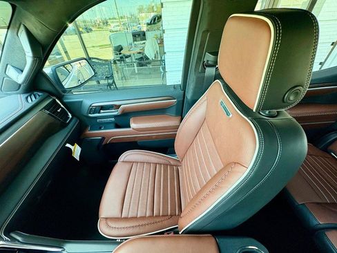 Used 2026 GMC Sierra 1500 Denali Ultimate image 18