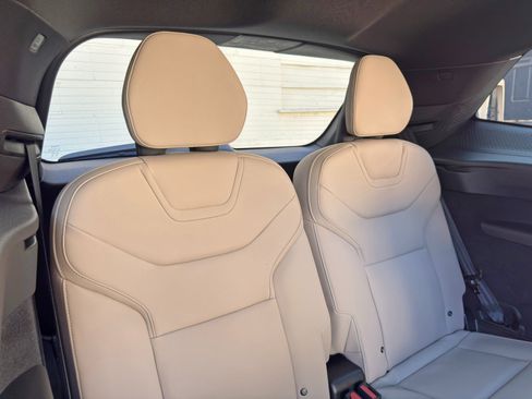 Used 2025 Volvo EX90 Ultra AWD/4WD image 39