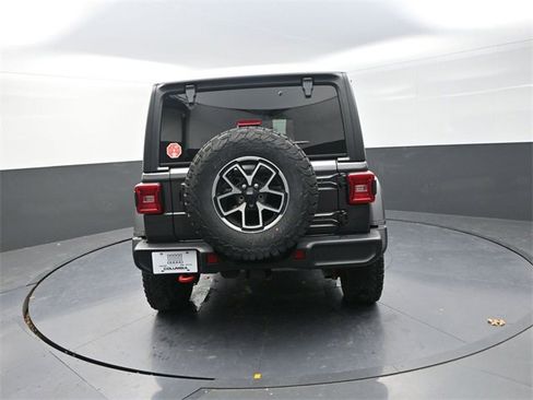 Used 2024 Jeep Wrangler Unlimited Rubicon w/ Convenience Group image 6