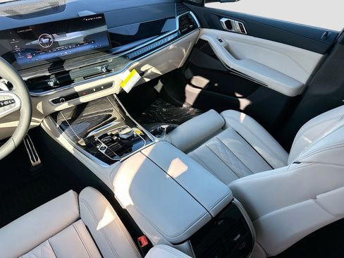 New 2026 BMW X5 sDrive40i w/ Executive Package image 18