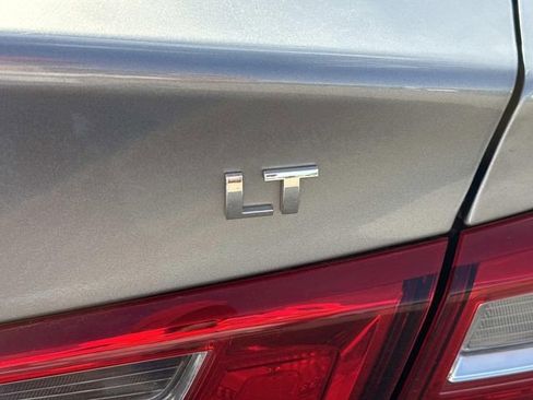 Used 2024 Chevrolet Malibu LT FWD image 20