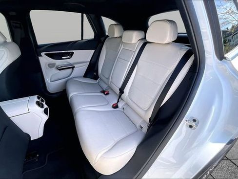 Certified 2026 Mercedes-Benz GLC 300 4MATIC image 25