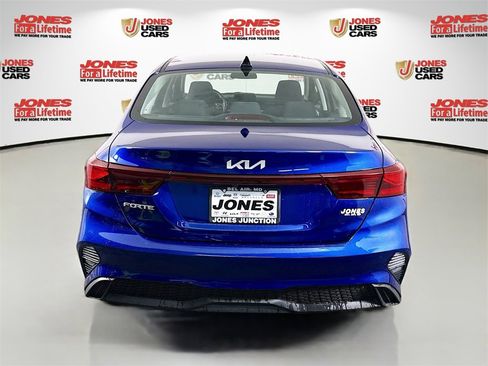 Used 2023 Kia Forte LXS image 13