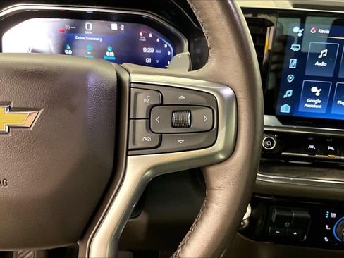 Used 2023 Chevrolet Silverado 1500 LTZ w/ LTZ Convenience Package II RWD image 23