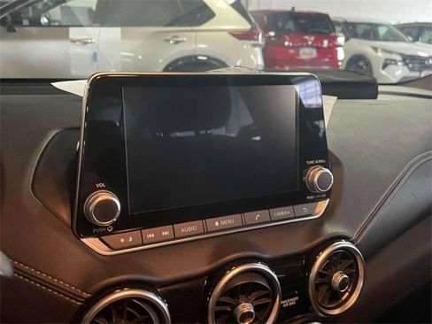 Certified 2021 Nissan Sentra SV image 24