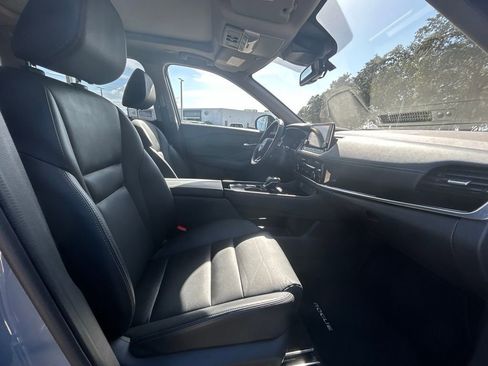 Used 2022 Nissan Rogue SL image 36