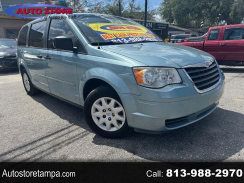 Used 2008 Chrysler Town & Country LX FWD image 1