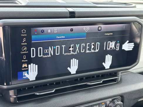 New 2026 Jeep Gladiator Sport image 15