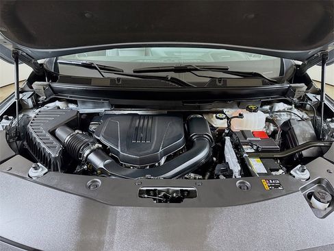 Used 2025 Buick Enclave Preferred image 30