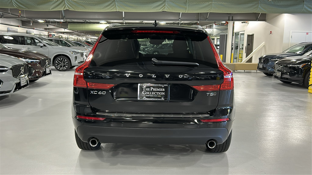 Used 2020 Volvo XC60 T5 Momentum w/ Protection Package Premier AWD/4WD image 5