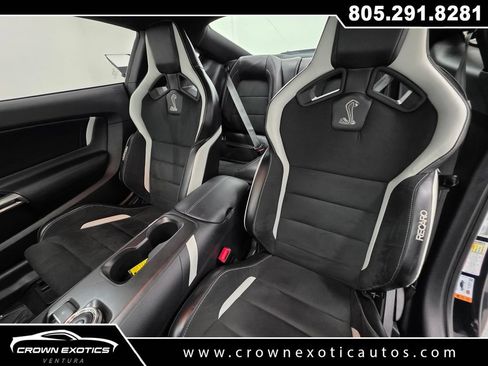 Used 2020 Ford Mustang Shelby GT500 w/ Technology Package RWD image 19