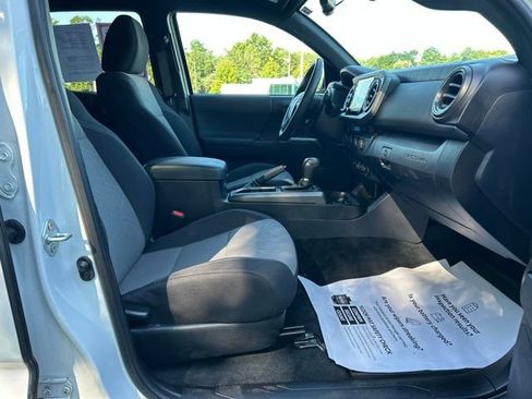 Certified 2023 Toyota Tacoma TRD Sport AWD/4WD image 33
