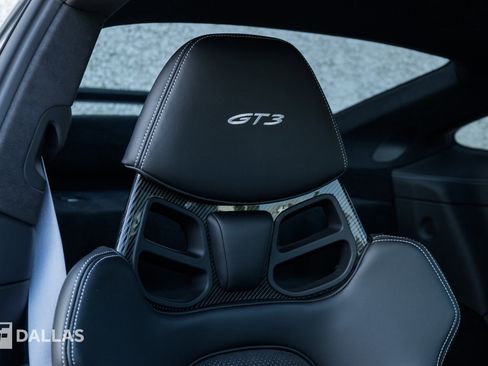 Used 2022 Porsche 911 GT3 RWD image 34