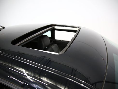 Used 2023 Dodge Challenger SRT Hellcat Redeye RWD image 16