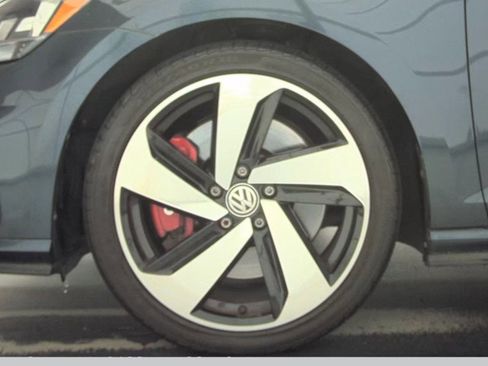 Used 2021 Volkswagen GTI S FWD image 10