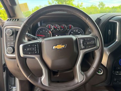 Used 2023 Chevrolet Silverado 2500 LTZ w/ LTZ Convenience Package AWD/4WD image 16