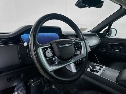 Used 2023 Land Rover Range Rover First Edition image 12