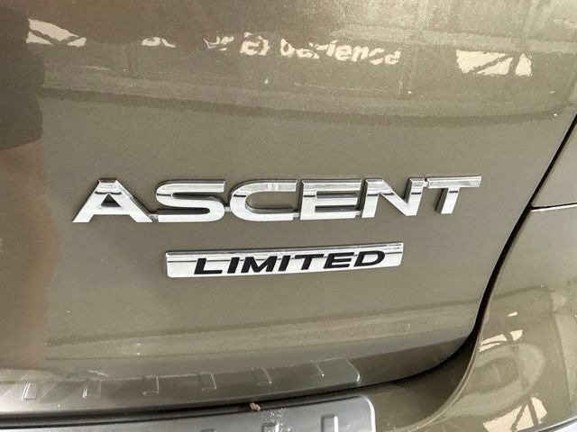 Used 2023 Subaru Ascent Limited w/ Technology Package AWD/4WD image 10