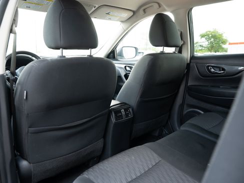 Used 2019 Nissan Rogue SV AWD/4WD image 20