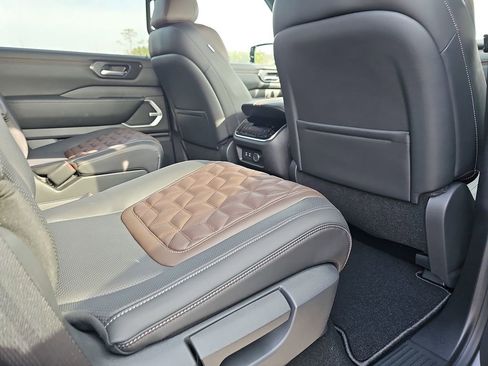 New 2026 Nissan Armada Platinum Reserve image 14