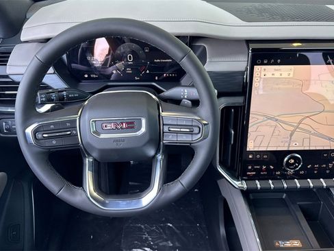 New 2025 GMC Acadia Elevation image 12