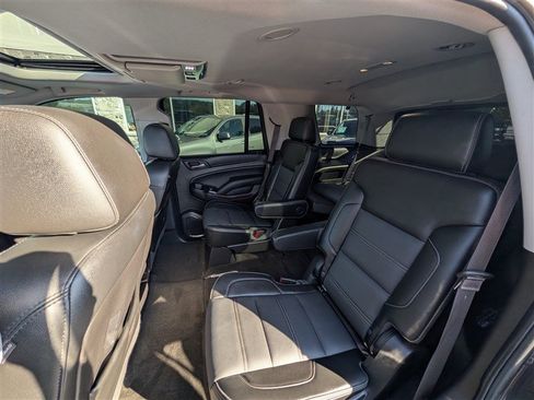 Used 2016 GMC Yukon SLT w/ Open Road Package AWD/4WD image 18