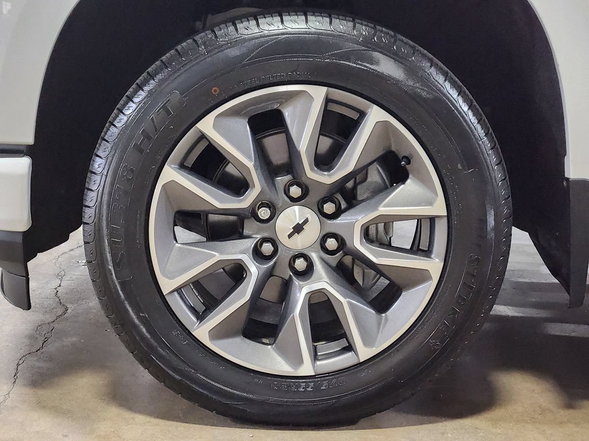 Used 2020 Chevrolet Silverado 1500 RST w/ Texas Edition RWD image 28