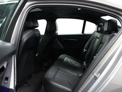 Used 2024 BMW 530i xDrive image 13