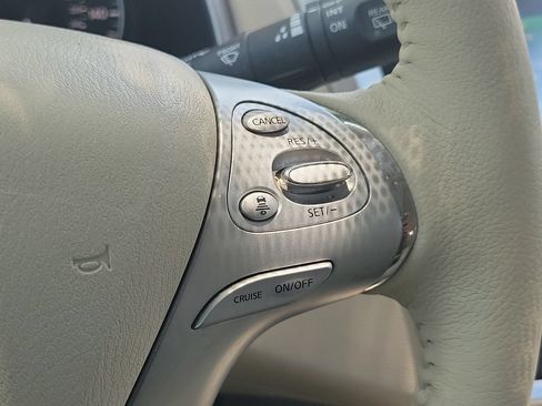 Used 2017 Nissan Murano Platinum w/ Platinum Technology Package FWD image 34