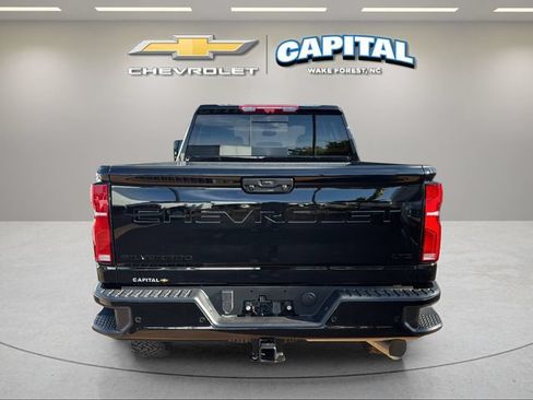 Used 2026 Chevrolet Silverado 2500 LTZ w/ LTZ Plus Package AWD/4WD image 4