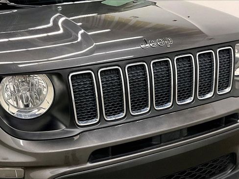 Used 2020 Jeep Renegade Sport image 31