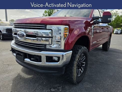 Used 2018 Ford F250 Lariat w/ Lariat Ultimate Package image 3