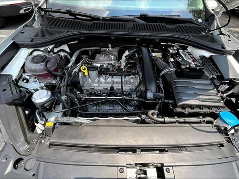 Used 2021 Volkswagen Jetta SE w/ SE Cold Weather Package FWD image 30